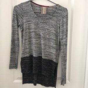 Dolan grey top